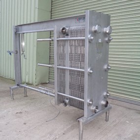 35 sq.m Plate Pasteuriser Heat Exchanger APV SR30 